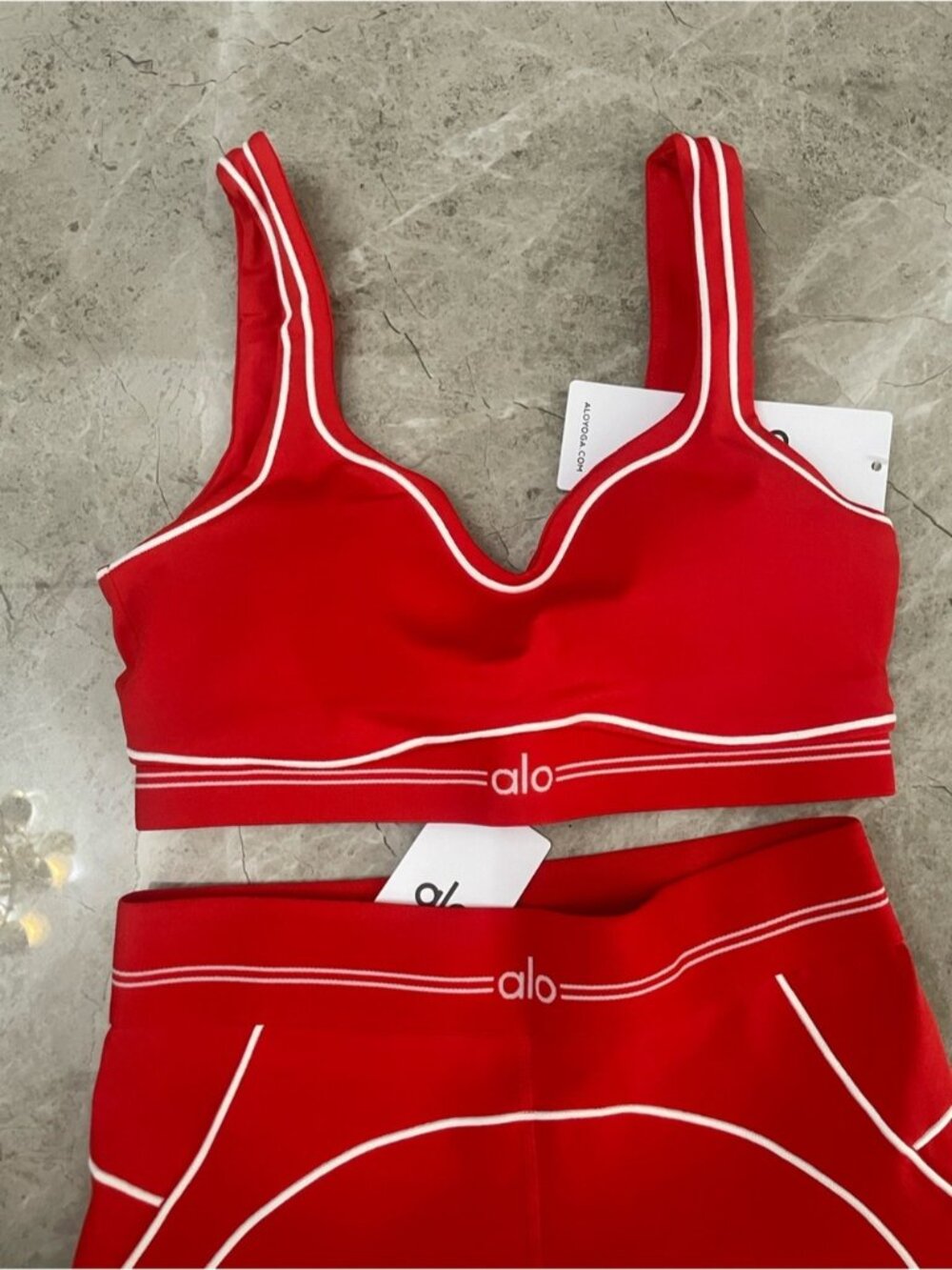 ALO Yoga Red Sports Bra and High-Waist Leggings Set with White Trim - Picture 3 of 5